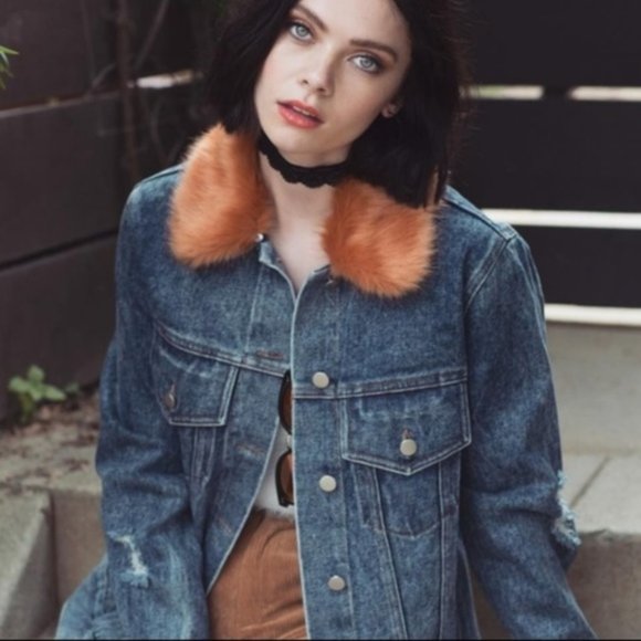 Jackets & Blazers - DENIM JACKET REMOVEABLE FUR COLLAR